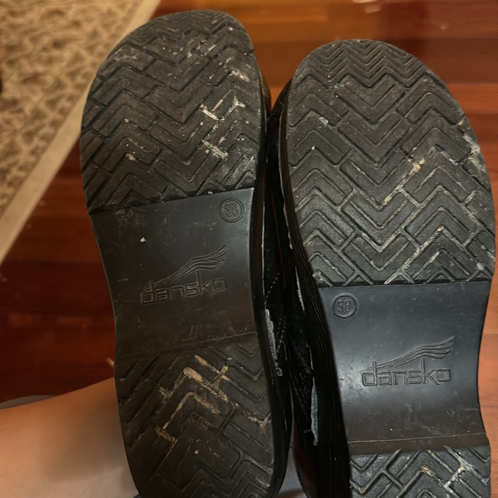 Clogs - Picture 5 of 6